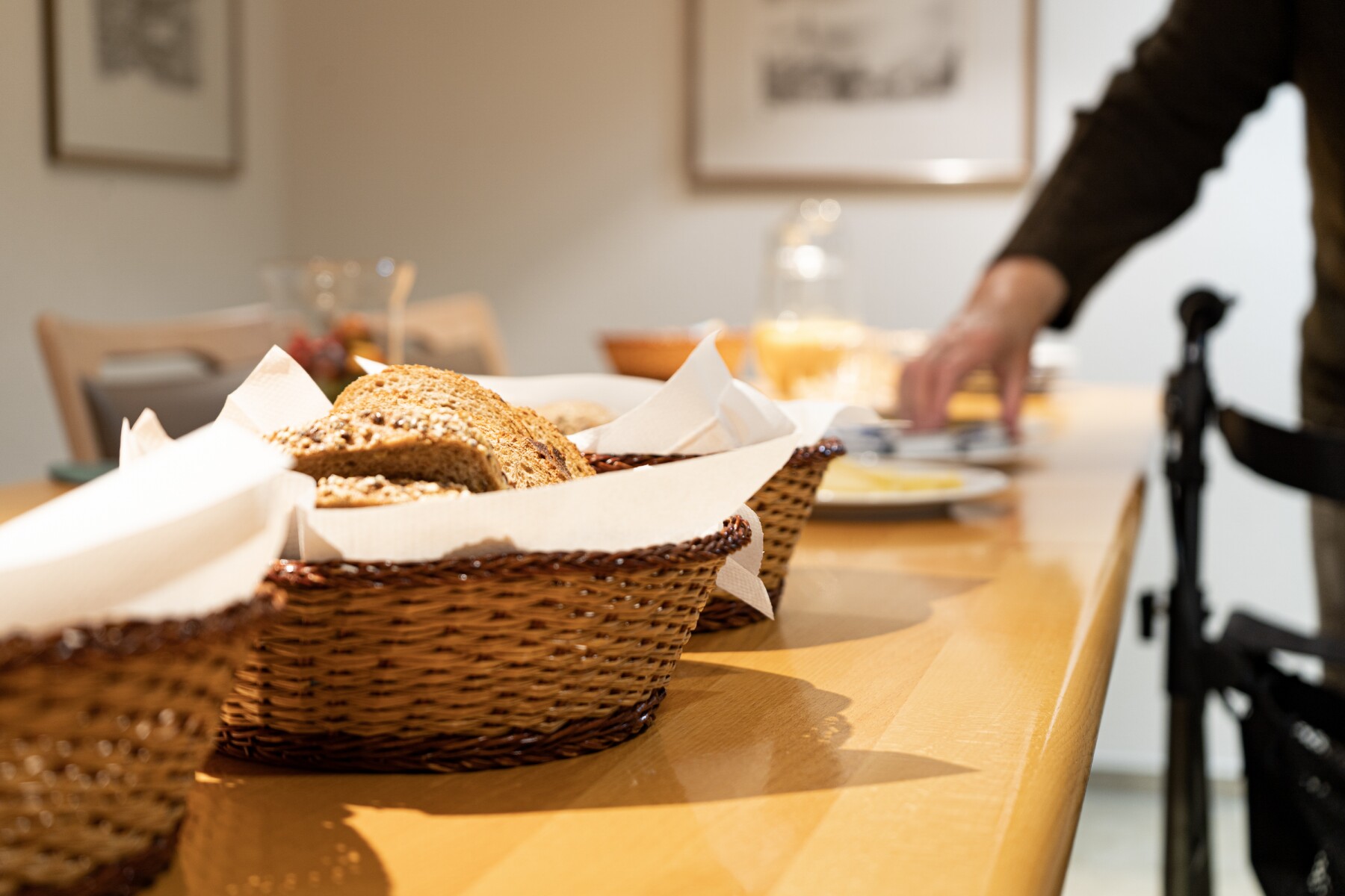 /data/img/full/dv20220110-172917-305.jpg Jeweils am Montag wird in der Cafeteria zum Zmorge aufgetischt.